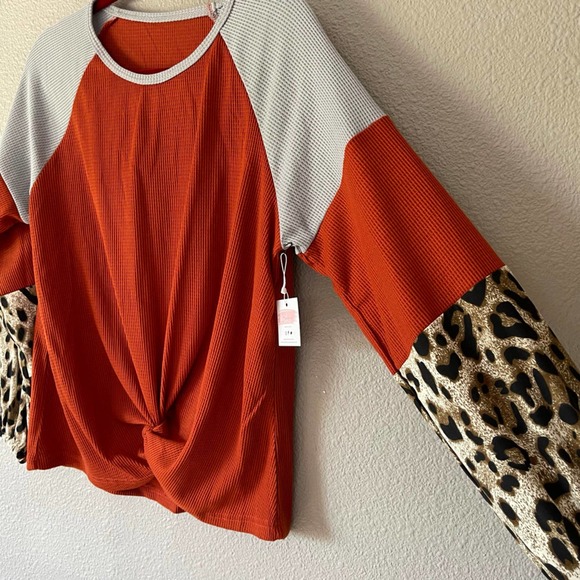 Leopard Color Block Long Balloon Sleeve Waffle Knit Knot Front Women's Top S - Picture 2 of 9